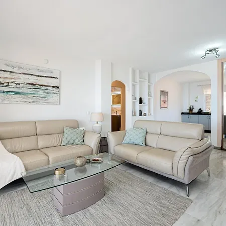 Polarsol 2 - Incredible Sea View - 2bed & 2bath Apartment